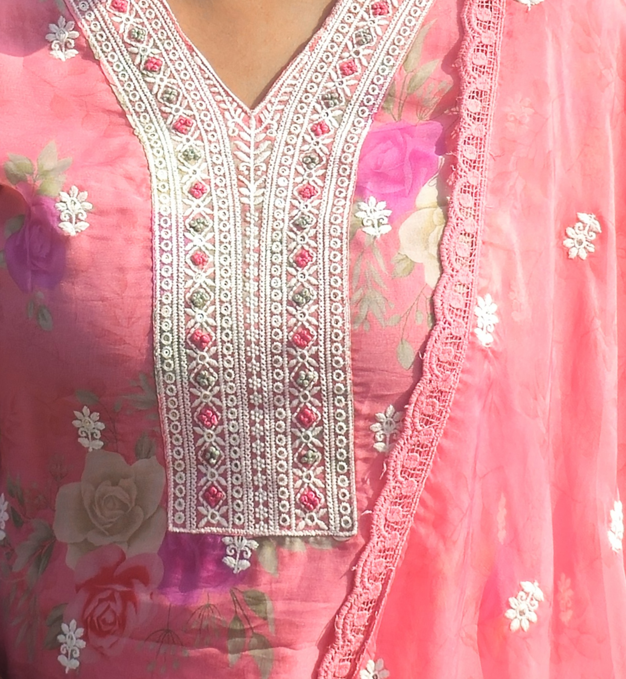 Pink Floral Thread Work Organza Straight Kurta Set with Pant & Dupatta - Image 2