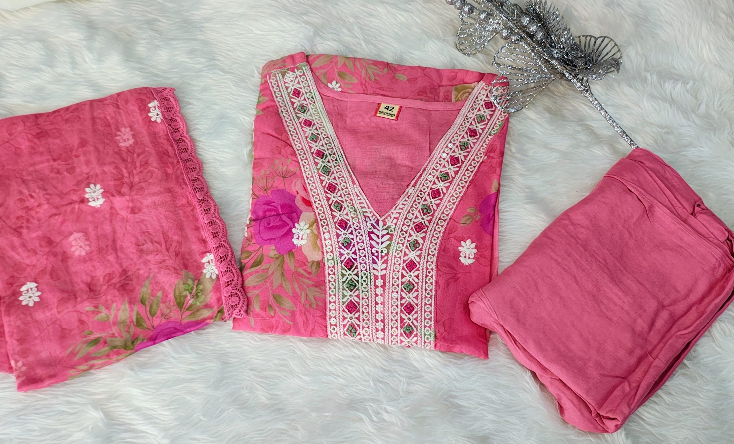 Pink Floral Thread Work Organza Straight Kurta Set with Pant & Dupatta - Image 6