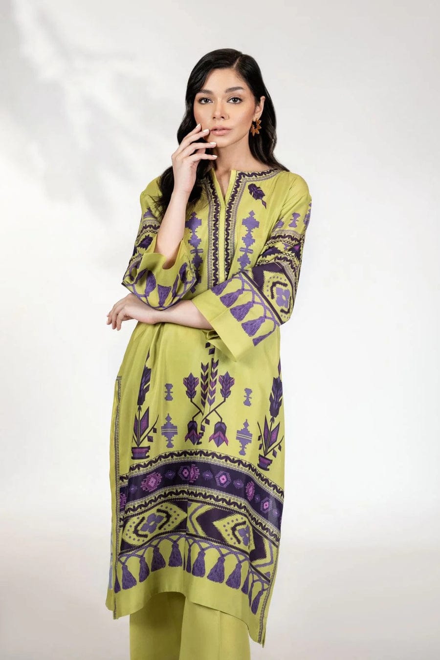 Makhan Satin Yellow Printed Co-Ord Set - Image 2