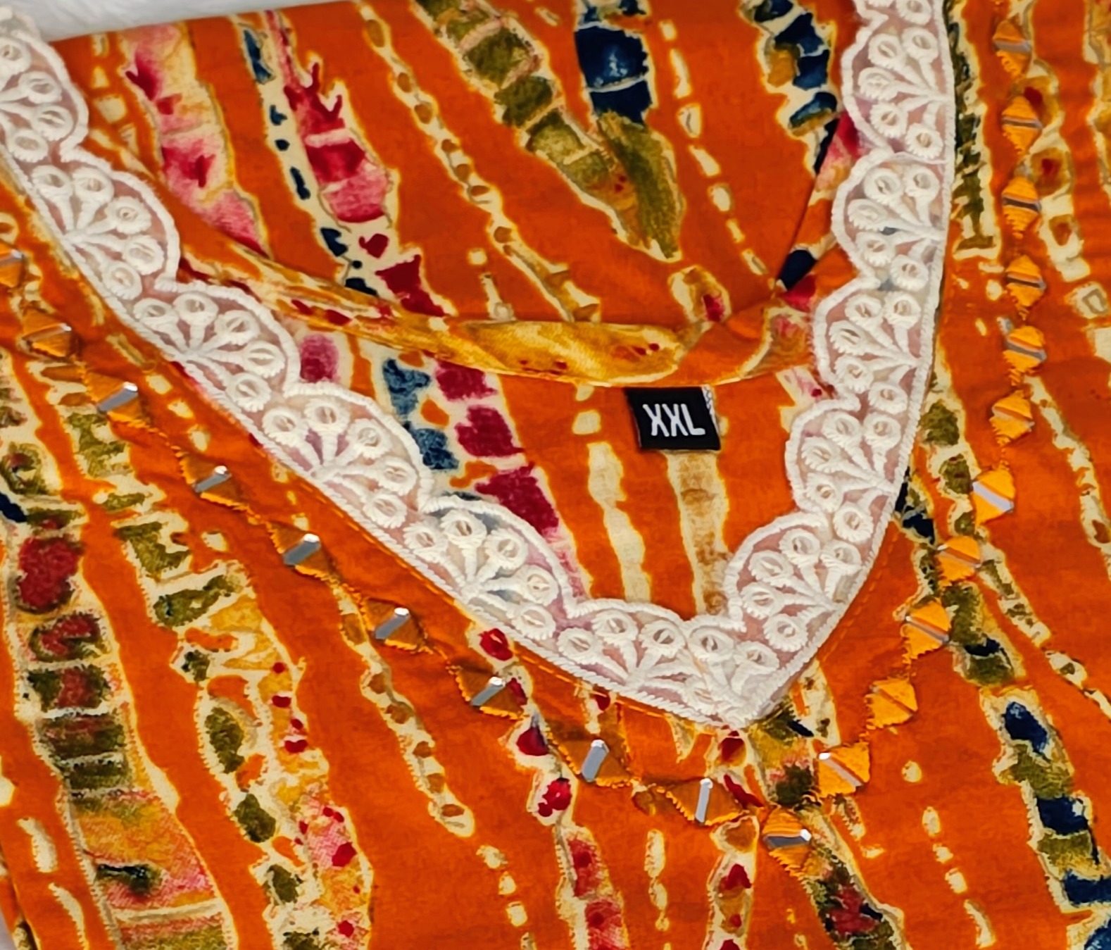 Elegant Mustard Yellow Slub Rayon Straight Kurta with Laced V-Neck - Image 4