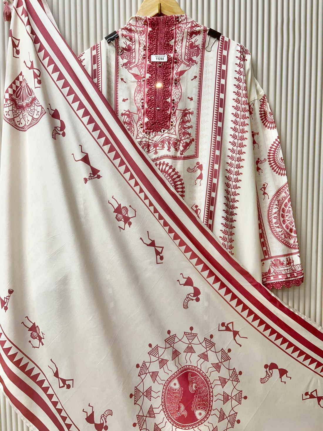 Muslin Printed Semi-Stitched Hand Embroidered White & Brick Red Salwar Material - Image 4